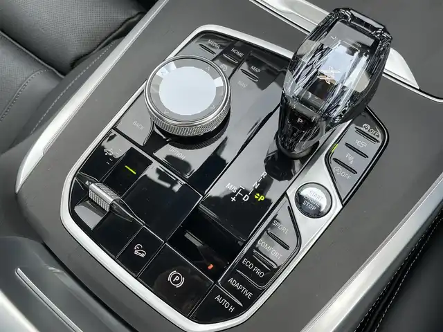 ＢＭＷ Ｘ７ xDrive35d Mスポーツ 東京都 2021(令3)年 5万km サファイアブラックP iDriveナビ/12セグ/イノベーションパッケージ/HUD/ディスプレイキー/ジェスチャーコントロール/360°カメラ/メリノブラックレザーシート/ACC/LEDオートハイビーム /ウェルネスパッケージ/スカイラウンジパノラマサンルーフ/純正21inchAW/インテリジェントセーフティパッケージ/ACC/LCW/ステアアシスト/エアサス/HDC/パドルシフト/アルカンターラルーフライニング/Harman Kardonプレミアムサウンド/ソフトクローズドドア/クリスタルシフトノブ/ワイヤレスチャージ/ブルーキャリパー