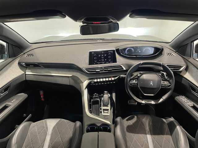 プジョー ３００８ GT ブルー HDi 愛知県 2020(令2)年 5.2万km 黒 純正ディスプレイオーディオ　/Ｂｌｕｅｔｏｏｔｈ　/ＡｐｐｌｅＣａｒＰｌａｙ　/ＡｎｄｒｏｉｄＡｕｔｏ　/バックカメラ　/パーキングセンサー　/ハーフレザー　/ＡＣＣ　/ＬＫＡ　/ＢＳＭ　/ドライブレコーダー　/ＥＴＣ/ウィンカーミラー/アイドリングストップ/プッシュスタート