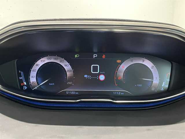 プジョー ３００８ GT ブルー HDi 愛知県 2020(令2)年 5.2万km 黒 純正ディスプレイオーディオ　/Ｂｌｕｅｔｏｏｔｈ　/ＡｐｐｌｅＣａｒＰｌａｙ　/ＡｎｄｒｏｉｄＡｕｔｏ　/バックカメラ　/パーキングセンサー　/ハーフレザー　/ＡＣＣ　/ＬＫＡ　/ＢＳＭ　/ドライブレコーダー　/ＥＴＣ/ウィンカーミラー/アイドリングストップ/プッシュスタート