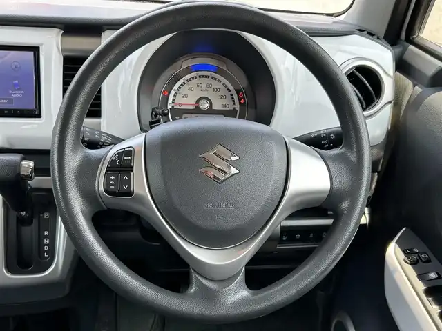 スズキ ハスラー F リミテッド 埼玉県 2017(平29)年 5.3万km クリスタルホワイトパール/ブラック2トーン KENWOODナビ/・MDV-D404BT/・バックカメラ/・ワンセグ/・CD/DVD/・Bluetooth/純正フロアマット/純正ドアバイザー/前席シートヒータ/横滑り防止/衝突軽減