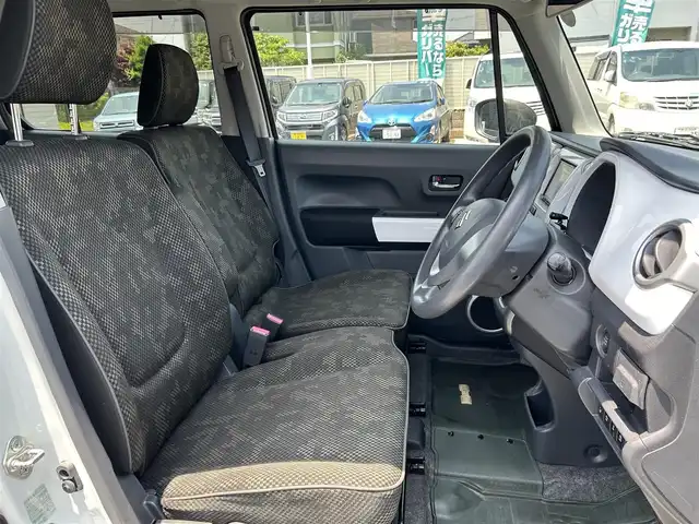 スズキ ハスラー F リミテッド 埼玉県 2017(平29)年 5.3万km クリスタルホワイトパール/ブラック2トーン KENWOODナビ/・MDV-D404BT/・バックカメラ/・ワンセグ/・CD/DVD/・Bluetooth/純正フロアマット/純正ドアバイザー/前席シートヒータ/横滑り防止/衝突軽減