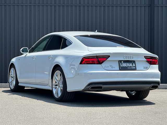アウディ Ａ７ SB 2.0 TFSI クワトロ S LINE P 福島県 2018(平30)年 6.6万km グレイシアホワイトメタリック マトリクスLED/パークアシストパッケージ/バック、フロントカメラ/BOSEサウンド/純正19AW/純正ナビ(CD/DVD/BT/SD/AUX/USB)/フルセグ/ステアリングスイッチ/パドルシフト/黒レザーシート/シートヒーター/パワーシート/パワーバックドア/クルーズコントロール/ETC/レインセンサー/オートホールド/シートヒーター/取扱説明書/保証書/スペアキー