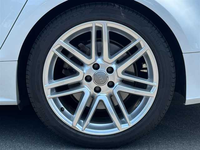 アウディ Ａ７ SB 2.0 TFSI クワトロ S LINE P 福島県 2018(平30)年 6.6万km グレイシアホワイトメタリック マトリクスLED/パークアシストパッケージ/バック、フロントカメラ/BOSEサウンド/純正19AW/純正ナビ(CD/DVD/BT/SD/AUX/USB)/フルセグ/ステアリングスイッチ/パドルシフト/黒レザーシート/シートヒーター/パワーシート/パワーバックドア/クルーズコントロール/ETC/レインセンサー/オートホールド/シートヒーター/取扱説明書/保証書/スペアキー
