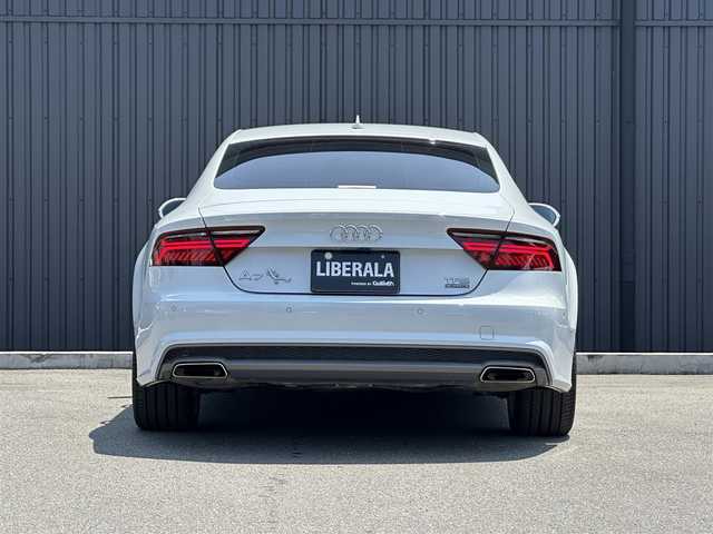 アウディ Ａ７ SB 2.0 TFSI クワトロ S LINE P 福島県 2018(平30)年 6.6万km グレイシアホワイトメタリック マトリクスLED/パークアシストパッケージ/バック、フロントカメラ/BOSEサウンド/純正19AW/純正ナビ(CD/DVD/BT/SD/AUX/USB)/フルセグ/ステアリングスイッチ/パドルシフト/黒レザーシート/シートヒーター/パワーシート/パワーバックドア/クルーズコントロール/ETC/レインセンサー/オートホールド/シートヒーター/取扱説明書/保証書/スペアキー