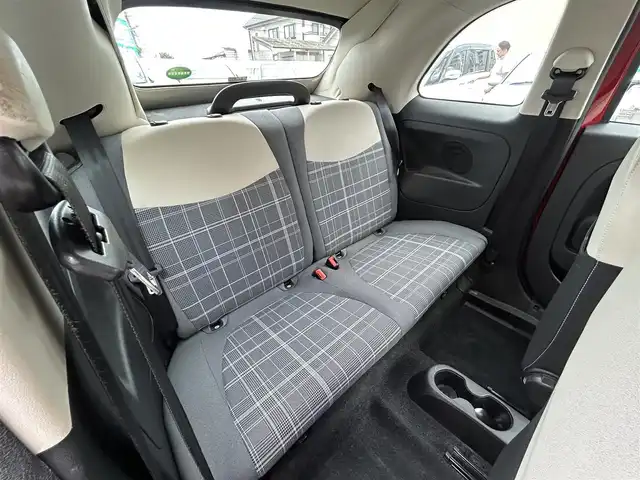 フィアット ５００Ｃ ツインエア ラウンジ 大分県 2020(令2)年 8.6万km 赤 ワンオーナー/純正ディスプレイオーディオ/Bluetooth/ラジオ/beatsサウンドシステム/ETC/革巻きステアリング/ステアリングスイッチ/社外フロアマット/ハーフレザーシート/シガーソケット/USB端子