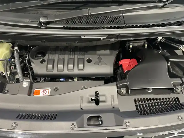 三菱 デリカＤ：５ シャモニー 新潟県 2025(令7)年 0.1千km パールⅡ 4WD/e-Assist/マルチアラウンドモニター/両側パワースライドドア/パワーバックドア/レーダークルーズコントロール/LEDオートライト/ハーフレザーシート/シートヒーター/純正18インチアルミホイール/パドルシフト/レーンキープアシスト/ブラインドスポットウォーニング/ステアリングヒーター/電格ミラー/ウィンカーミラー/スマートキー