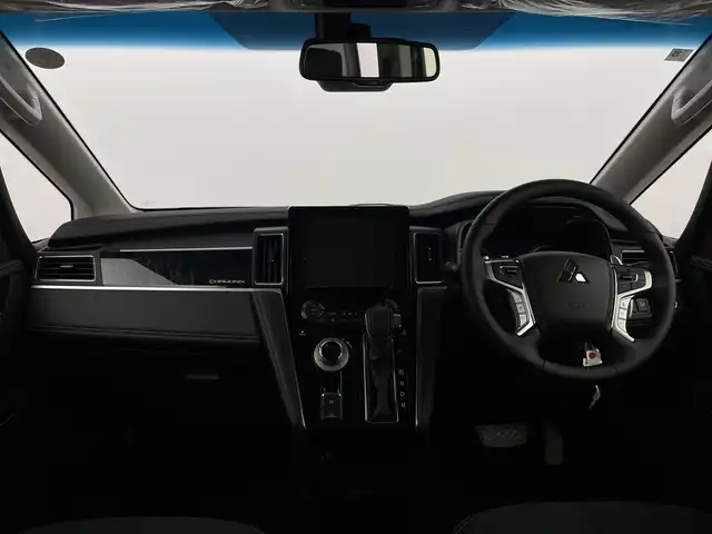 三菱 デリカＤ：５ シャモニー 新潟県 2025(令7)年 0.1千km パールⅡ 4WD/e-Assist/マルチアラウンドモニター/両側パワースライドドア/パワーバックドア/レーダークルーズコントロール/LEDオートライト/ハーフレザーシート/シートヒーター/純正18インチアルミホイール/パドルシフト/レーンキープアシスト/ブラインドスポットウォーニング/ステアリングヒーター/電格ミラー/ウィンカーミラー/スマートキー