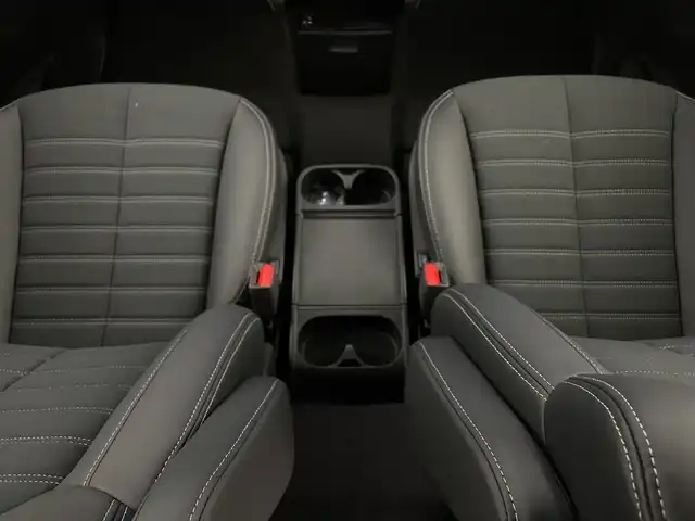 三菱 デリカＤ：５ シャモニー 新潟県 2025(令7)年 0.1千km パールⅡ 4WD/e-Assist/マルチアラウンドモニター/両側パワースライドドア/パワーバックドア/レーダークルーズコントロール/LEDオートライト/ハーフレザーシート/シートヒーター/純正18インチアルミホイール/パドルシフト/レーンキープアシスト/ブラインドスポットウォーニング/ステアリングヒーター/電格ミラー/ウィンカーミラー/スマートキー