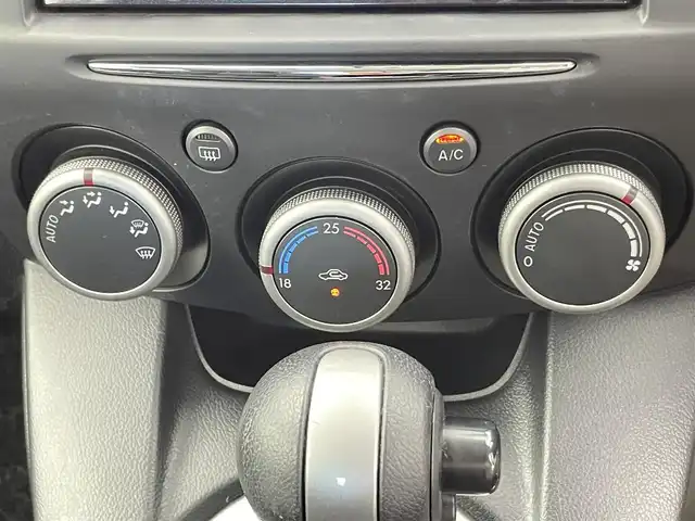 マツダ デミオ SPORT 千葉県 2012(平24)年 5.7万km ガンＭ 純正７インチメモリーナビ/・フルセグTV/・Bluetooth接続/スマートキー/キセノンヘッドライト/フォグランプ