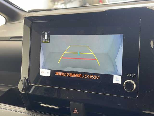 トヨタ ヴォクシー ハイブリッド S－Z 沖縄県 2022(令4)年 2.2万km ホワイトパールクリスタルシャイン ワンオーナー/純正ディスプレイオーディオ/　TV（フルセグ）＋CD/DVDデッキ（MOP)　/バックカメラ/ビルトインETC2.0（MOP）/電子インナーミラー型ドライブレコーダー（TZ-D203MW)/両側パワースライドドア/快適利便パッケージHIGH（MOP)/ーハンズフリーデュアルパワースライドドア/ーパワーバックドア/ーナノイー X/ー後席シートヒーター/ーステアリングヒーター/ーキャプテンシート/助手席側ユニバーサルステップ（MOP)/トヨタセーフティセンス/ハーフレザーシート/アクセサリーコンセント（AC100V・1500W）/LEDヘッドライト/オートライト/純正17インチAW/純正フロアマット/プッシュスタート/スマートキ―/スペアキー/保証書/取扱説明書
