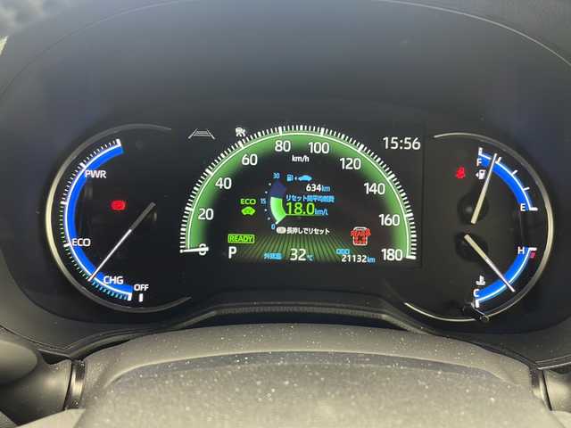 トヨタ ヴォクシー ハイブリッド S－Z 沖縄県 2022(令4)年 2.2万km ホワイトパールクリスタルシャイン ワンオーナー/純正ディスプレイオーディオ/　TV（フルセグ）＋CD/DVDデッキ（MOP)　/バックカメラ/ビルトインETC2.0（MOP）/電子インナーミラー型ドライブレコーダー（TZ-D203MW)/両側パワースライドドア/快適利便パッケージHIGH（MOP)/ーハンズフリーデュアルパワースライドドア/ーパワーバックドア/ーナノイー X/ー後席シートヒーター/ーステアリングヒーター/ーキャプテンシート/助手席側ユニバーサルステップ（MOP)/トヨタセーフティセンス/ハーフレザーシート/アクセサリーコンセント（AC100V・1500W）/LEDヘッドライト/オートライト/純正17インチAW/純正フロアマット/プッシュスタート/スマートキ―/スペアキー/保証書/取扱説明書