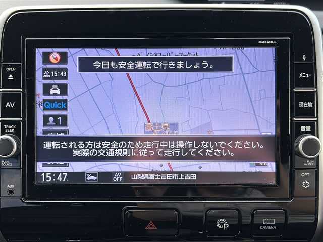 日産 セレナ 山梨県 2018(平30)年 6.7万km ブリリアントホワイトパール エマージェンシーブレーキ/フロント・リア純正エアロ/純正ナビ/　(CD/DVD/BD/USB/SD/iPod/BT/フルセグ)/アラウンドビューモニター/両側ハンズフリーオートスライドドア/クルーズコントロール/LEDオートライト/アダプティブヘッドライト/フォグランプ/シートヒーター/純正１５インチアルミホイール/コーナーセンサー/ダブルオートエアコン/ハンドルヒーター/インテリジェントパーキングアシスト/4WD/スマートキー/ビルトインETC