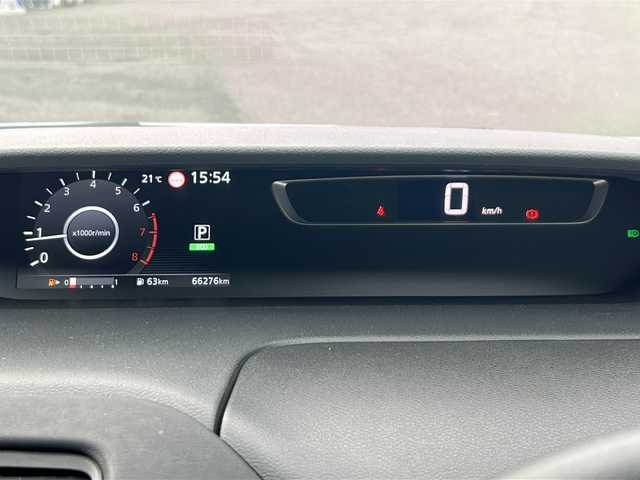 日産 セレナ 山梨県 2018(平30)年 6.7万km ブリリアントホワイトパール エマージェンシーブレーキ/フロント・リア純正エアロ/純正ナビ/　(CD/DVD/BD/USB/SD/iPod/BT/フルセグ)/アラウンドビューモニター/両側ハンズフリーオートスライドドア/クルーズコントロール/LEDオートライト/アダプティブヘッドライト/フォグランプ/シートヒーター/純正１５インチアルミホイール/コーナーセンサー/ダブルオートエアコン/ハンドルヒーター/インテリジェントパーキングアシスト/4WD/スマートキー/ビルトインETC