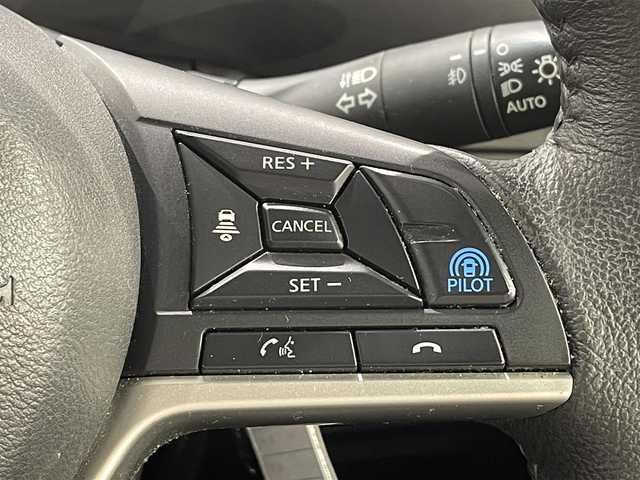 日産 セレナ e－パワー ハイウェイスター V 愛知県 2019(令1)年 5.9万km マルーンレッド 純正１０インチナビ登録時地図SDなし/（Bluetooth/FM/AM/フルセグTV/SD/CD・DVD再生）/アラウンドビュモニター　/プロパイロット　/衝突軽減ブレーキ　/両側パワースライドドア　/ビルトインＥＴＣ　/ブランドスポットモニター　/ドライブレコーダー　/ソナー/ＬＥＤヘッドライト/LEDフォグランプ/プッシュスタート　/　　-スマートキー/純正フロアマット/純正16インチAW/後席サンバイザー