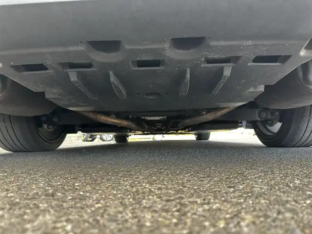 トヨタ クラウン ハイブリッド RS アドバンス 宮城県 2020(令2)年 9.5万km ホワイトパールクリスタルシャイン レザーシートパッケージ/・黒革シート/・シートベンチレーション/ムーンルーフ/デジタルインナーミラー/＝＝＝/セーフティセンス/・プリクラッシュセーフティ/・レーントレーシングアシスト/・レーダークルーズコントロール/・オートマチックハイビーム/・ロードサインアシスト/・先行車発進告知機能/ブラインドスポットモニター/リアクロストラフィックオートブレーキ/リアクロストラフィックアラート/純正ナビ/・CD/DVD/・Bluetooth/・フルセグTV/バックカメラ/ビルトインETC/ドライブレコーダー/AC100V/100Wコンセント/パワーシート/シートヒーター/ステアリグヒーター/革巻きステアリング/ステアリングスイッチ/パドルシフト/電動パーキングブレーキ/ブレーキホールド/3眼LEDヘッドランプ/シーケンシャルターンランプ/フォグランプ/オートライト/スマートキー＆プッシュスタート/スペアキー/電動格納ミラー/純正18インチAW/純正フロアマット/W/サイド/カーテンエアバッグ