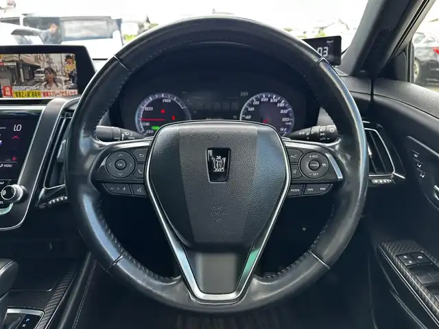 トヨタ クラウン ハイブリッド RS アドバンス 宮城県 2020(令2)年 9.5万km ホワイトパールクリスタルシャイン レザーシートパッケージ/・黒革シート/・シートベンチレーション/ムーンルーフ/デジタルインナーミラー/＝＝＝/セーフティセンス/・プリクラッシュセーフティ/・レーントレーシングアシスト/・レーダークルーズコントロール/・オートマチックハイビーム/・ロードサインアシスト/・先行車発進告知機能/ブラインドスポットモニター/リアクロストラフィックオートブレーキ/リアクロストラフィックアラート/純正ナビ/・CD/DVD/・Bluetooth/・フルセグTV/バックカメラ/ビルトインETC/ドライブレコーダー/AC100V/100Wコンセント/パワーシート/シートヒーター/ステアリグヒーター/革巻きステアリング/ステアリングスイッチ/パドルシフト/電動パーキングブレーキ/ブレーキホールド/3眼LEDヘッドランプ/シーケンシャルターンランプ/フォグランプ/オートライト/スマートキー＆プッシュスタート/スペアキー/電動格納ミラー/純正18インチAW/純正フロアマット/W/サイド/カーテンエアバッグ