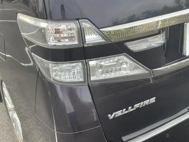 トヨタ ヴェルファイア 2．4Z 茨城県 2014(平26)年 9.7万km ボルドーマイカメタリック 社外ナビ/フリップダウンモニター/バックカメラ/スペアキー/両側パワースライドドア/フロアマット純正/コーナーセンサー/スタッドレスタイヤ付き/ETC