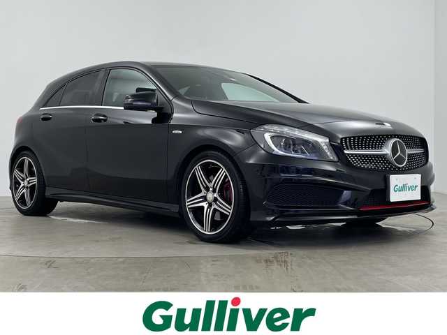 メルセデス・ベンツ Ａ２５０ シュポルト 4MATIC 鹿児島県 2014(平26)年 1.1万km コスモスブラック ワンオーナー/メーカーナビ/(BT/CD/AM/FM/フルセグTV)/バックカメラ/前後コーナーセンサー/パドルシフト/前席シートヒーター/前席パワーシート/シートメモリー/レザーシート/衝突軽減ブレーキ/４WD/ターボ/ETC/純正18インチアルミホイール/純正フロアマット/保証書/取扱説明書