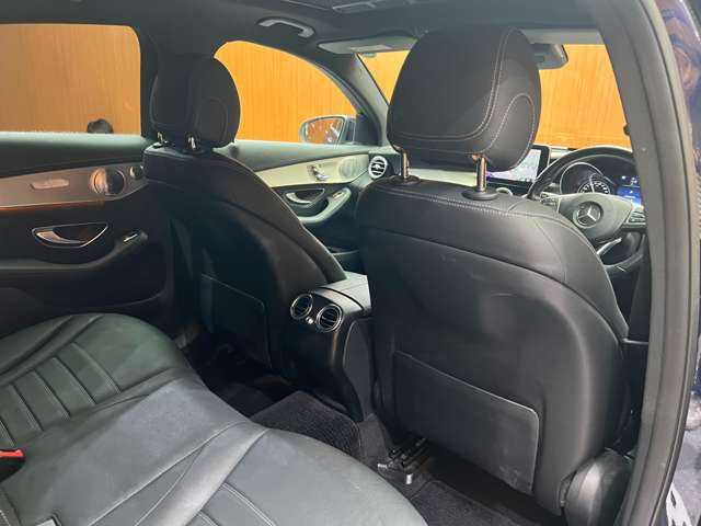 メルセデス・ベンツ ＧＬＣ２２０ d 4マチック クーペ スポーツ 本革 千葉県 2017(平29)年 6.6万km 紺 パノラマSR　/Burmesterサウンド　/黒革シート　/ACC　/ナビ　/TV　/360°Bluetooth接続　/HUD　/シートヒーター　/電動リアゲート　/アクティブパーキング　/アンビエントライト　/衝突軽減B　/BSM　/LKA　/ETC　/ドラレコ