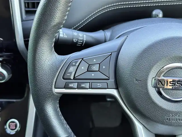 日産 セレナ ハイウェイスター Vセレクション 宮城県 2017(平29)年 6.6万km ダイヤモンドブラック ワンオーナー/エマージェンシーブレーキ/車線逸脱警報/純正SDナビ/【CD・DVD・SD・BT・フルセグTV】/バックカメラ/ETC/両側パワースライドドア/純正16インチAW/社外GPSレーダー/クルーズコントロール/横滑り防止装置/アイドリングストップ/リアサンシェード/ウィンカーミラー/オートライト/LEDヘッドライト/フォグライト/スマートキー