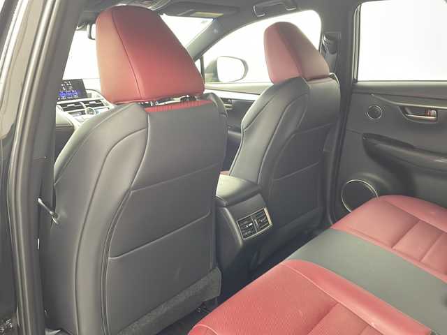 レクサス ＮＸ 300h Fスポーツ 兵庫県 2016(平28)年 4.3万km グラファイトブラックガラスフレーク ・LEXUSsafety/・プリクラッシュセーフティ/・レーンディパチャーアラート/・レーダークルーズコントロール/・オートハイビーム/・三眼LEDライト/・クリアランスソナー/・純正ナビ/CD/DVD/Blu-ray/USB/TV/・パノラミックビューモニター/・ビルトインETC2.0/・ブラインドスポットモニター/・パワーバックドア/・パドルシフト/・革巻きステアリング/・ステアリングスイッチ/・本革シート/・前席シートヒーター/・前席ベンチレーション/・前方ドライブレコーダー/・純正１８インチアルミホイール/・純正フロアマット