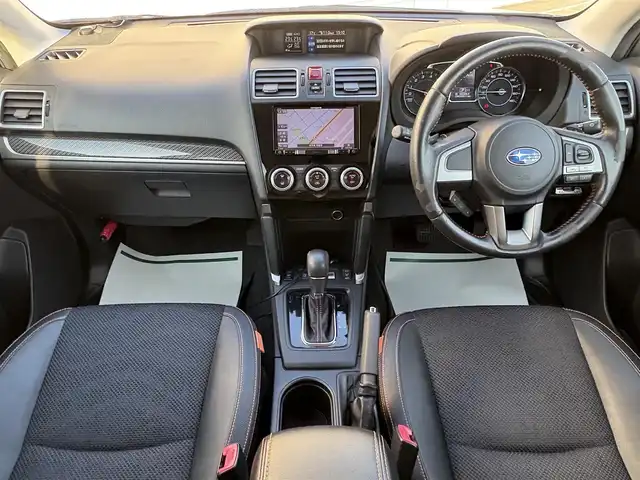 スバル フォレスター Xブレイク 岩手県 2016(平28)年 9万km クリスタルブラックシリカ 禁煙車/4WD/アイサイトver.3/ハーフレザーシート/全席シートヒーター/社外エンジンスターター/ルーフレール/社外ルーフキャリア/社外ナビ/→フルセグTV/Bluetooth/CD/DVD/FM/AM/バックカメラ/追従型クルーズコントロール/横滑り防止装置/ステアリング連動ヘッドランプ/レーンキープアシスト/衝突軽減システム/X-MODE/オートライト/LEDヘッドライト/フォグライト/〇キーレス/〇パドルシフト/〇電動格納ミラー/〇ウィンカーミラー/〇ドアバイザー/〇社外ラバーマット/〇シガーソケット/〇USBポート/前後ドライブレコーダー/ETC/冬タイヤ純正アルミホイール車載