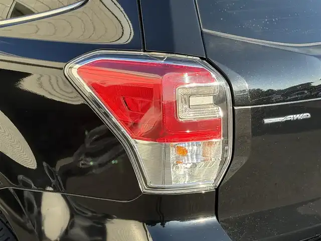 スバル フォレスター Xブレイク 岩手県 2016(平28)年 9万km クリスタルブラックシリカ 禁煙車/4WD/アイサイトver.3/ハーフレザーシート/全席シートヒーター/社外エンジンスターター/ルーフレール/社外ルーフキャリア/社外ナビ/→フルセグTV/Bluetooth/CD/DVD/FM/AM/バックカメラ/追従型クルーズコントロール/横滑り防止装置/ステアリング連動ヘッドランプ/レーンキープアシスト/衝突軽減システム/X-MODE/オートライト/LEDヘッドライト/フォグライト/〇キーレス/〇パドルシフト/〇電動格納ミラー/〇ウィンカーミラー/〇ドアバイザー/〇社外ラバーマット/〇シガーソケット/〇USBポート/前後ドライブレコーダー/ETC/冬タイヤ純正アルミホイール車載