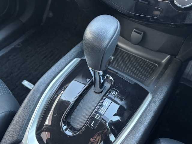 日産 エクストレイル ハイブリッド 20X エマージェンシーブレーキ 宮城県 2016(平28)年 15.3万km ブリリアントホワイトパール 登録時走行距離153005km/純正SDナビ/iPod・SD・FM・AM・TV・USB・Bluetooth・CD・DVD/クリアランスソナー/ダウンヒルアシストコントロール/シートヒーター/ビルトインETC/パワーステアリング/横滑り防止装置/エマージェンシーブレーキ/ルーフレール/コーナーセンサー/純正LEDヘッドライト/AAC/オートライト/純正アルミホイール/純正ドアバイザー/パワーウインドウ