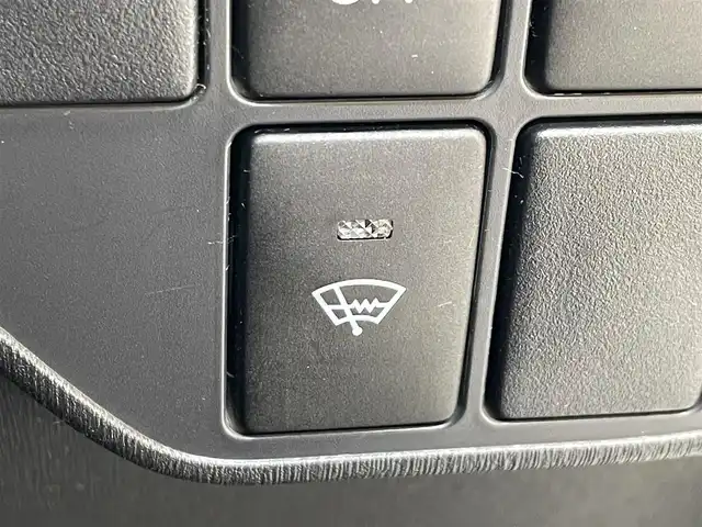 トヨタ プリウス G ツーリングセレクション 岩手県 2013(平25)年 13万km ホワイトパールクリスタルシャイン 寒冷地仕様/クルーズコントロール/横滑り防止装置/純正ナビ/フルセグTV/バックカメラ/ETC/運転席パワーシート/オートライト/LEDヘッドランプ/純正アルミホイール