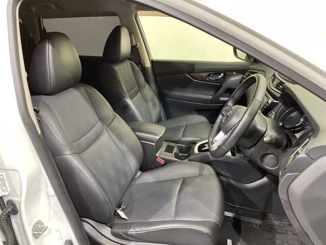 日産 エクストレイル 20Xi 愛媛県 2019(令1)年 7.2万km ブリリアントホワイトパール 純正9インチナビ（ＭＭ５１８Ｄ－Ｌ）/フルセグＴＶ　Bluetooth DVD　ブルーレイ/プロパイロット/アラウンドビューモニター/デジタルインナーミラー/ブラインドスポットモニター/コーナーセンサー/ＬＥＤヘッドライト/ＬＥＤライト/パワーバックドア/ＥＴＣ/ＴＶキャンセラー/電子パーキング/ドライブレコーダー（2DR043）