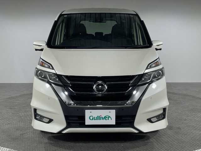 日産 セレナ ハイウェイスターVセレクションⅡ 神奈川県 2018(平30)年 6.7万km ブリリアントホワイトパール 純正9インチナビ/（CD/DVD/フルセグTV/Bluetooth）/全方位カメラ/純正フリップダウンモニター/前後コーナーセンサー/セーフティパックA/エマージェンシーブレーキ/クルーズコントロール/ETC/両側パワースライドドア/LEDヘッドライト/オートライト/スマートキー/プッシュスタート/ステアリングスイッチ/純正16インチAW/フロアマット
