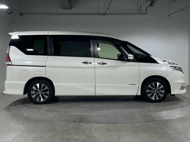 日産 セレナ ハイウェイスターVセレクションⅡ 神奈川県 2018(平30)年 6.7万km ブリリアントホワイトパール 純正9インチナビ/（CD/DVD/フルセグTV/Bluetooth）/全方位カメラ/純正フリップダウンモニター/前後コーナーセンサー/セーフティパックA/エマージェンシーブレーキ/クルーズコントロール/ETC/両側パワースライドドア/LEDヘッドライト/オートライト/スマートキー/プッシュスタート/ステアリングスイッチ/純正16インチAW/フロアマット