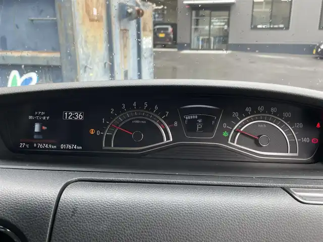 ホンダ Ｎ ＢＯＸ カスタム L 滋賀県 2023(令5)年 1.8万km プラチナホワイトパール 禁煙車/純正9型ナビ/AM/FM/CD/DVD/USB/SD/Bluetooth/フルセグTV/レーダークルーズコントロール/ビルトインETC/両側パワースライドドア/クリアランスソナー/オートリトラミラー/シートヒーター(D/N)/シートバックテーブル(D/N)/純正14インチアルミホイール/オートブレーキホールド/オートライト/ドアバイザー/プッシュスタート