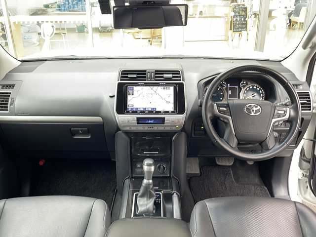 トヨタ ランドクルーザー プラド TX Lパッケージ ブラックED 宮城県 2021(令3)年 6.2万km ホワイトパールクリスタルシャイン 純正ナビ/フルセグTV/Bluetooth/黒レザーシート/D/Nパワーシート/D/Nシートヒーター/D/Nクーラーシート/バックモニター/レーダークルーズコントロール/レーンキープアシスト/プリクラッシュセーフティ/コーナーセンサー/オートライト/オートハイビーム/純正マット