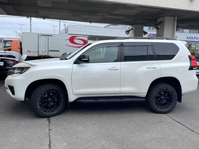 トヨタ ランドクルーザー プラド TX Lパッケージ ブラックED 宮城県 2021(令3)年 6.2万km ホワイトパールクリスタルシャイン 純正ナビ/フルセグTV/Bluetooth/黒レザーシート/D/Nパワーシート/D/Nシートヒーター/D/Nクーラーシート/バックモニター/レーダークルーズコントロール/レーンキープアシスト/プリクラッシュセーフティ/コーナーセンサー/オートライト/オートハイビーム/純正マット