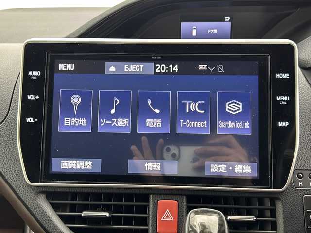 トヨタ エスクァイア Gi 宮城県 2019(平31)年 2.9万km スパークリングブラックパールクリスタルシャイン ワンオーナー/両側パワースライドドア/純正ナビ/バックカメラ/フルセグTV/TVキャンセラー/Bluetooth/DVD再生機能/ETC/前方ドライブレコーダー/衝突被害軽減システム/レーンキープアシスト/トラクションコントロール/レザーシート/シートヒーター/プッシュスタート/スマートキー/オートライト/オートマチックハイビーム/LEDヘッドライト/ヘッドライトレベライザー/リアサンシェード/純正フロアマット/純正15インチアルミホイール