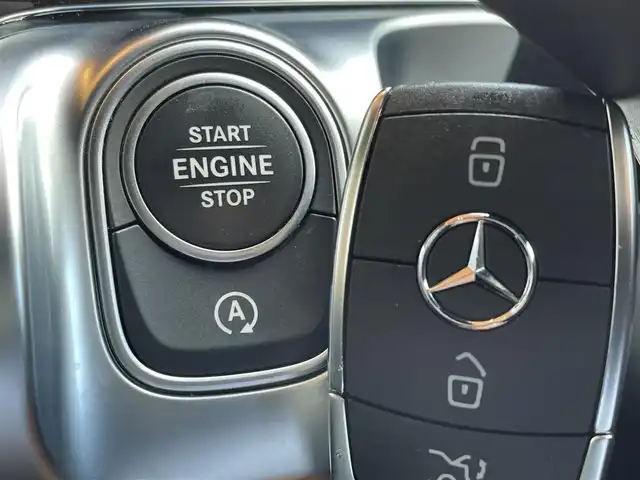 メルセデス・ベンツ Ｍ・ベンツ ＧＬＢ２００ｄ 4マチック 高知県 2021(令3)年 4.5万km ポーラホワイト レーダーセーフティパッケージ/・アクティブディスタントアシスト・ディストロニック/(自動再発進機能付)/・アクティブブレーキアシスト/・アクティブレーンキーピングアシスト/・３６０°カメラシステム/メモリー付きフルパワーシート(前席)/シートヒーター(前席)/電動ランバーサポート/フットトランクオープナー/ナビゲーションパッケージ/・アクティブステアリングアシスト/・トラフィックサインアシスト/純正ドライブレコーダー/純正18インチAW/保証書/取説/スペアキー