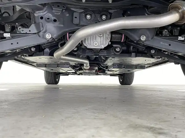 スバル フォレスター ハイブリッド アドバンス 千葉県 2022(令4)年 1.1万km ＤグリーンＭ 禁煙車/４WD/アイサイト/サンルーフ/パワーバックドア/・先行車発進システム/・クリアランスソナー/・ブラインドスポットモニター/・レーンキープアシスト/・レーダークルーズコントロール/社外8インチメモリナビ/・型番：MDV-S809L/・CD/DVD/Bluetooth/フルセグTV/・バックカメラ、フロントカメラ、サイドカメラ/・ETC/・デジタルインナーミラー/革巻きステアリング/・ステアリングスイッチ/・ステアリングヒーター/・パドルシフト/電子パーキング/・ブレーキホールド/レザーシート/・DNパワーシート/・D席メモリ付き/・全席シートヒーター/MT付きAT/社外フロアマット/純正ドアバイザー/純正18インチAW/電動格納ウインカーミラー/オートライト/・LEDヘッドライト/・LEDフォグランプ/・ヘッドライトイベライザー/・ヘッドライトウォッシャー/プッシュスタート/・スマートキー/・スペアキー