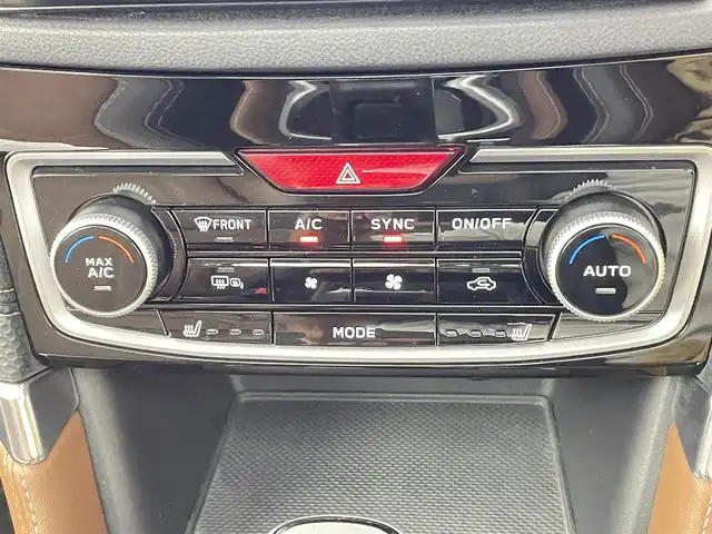 スバル フォレスター ハイブリッド アドバンス 千葉県 2022(令4)年 1.1万km ＤグリーンＭ 禁煙車/４WD/アイサイト/サンルーフ/パワーバックドア/・先行車発進システム/・クリアランスソナー/・ブラインドスポットモニター/・レーンキープアシスト/・レーダークルーズコントロール/社外8インチメモリナビ/・型番：MDV-S809L/・CD/DVD/Bluetooth/フルセグTV/・バックカメラ、フロントカメラ、サイドカメラ/・ETC/・デジタルインナーミラー/革巻きステアリング/・ステアリングスイッチ/・ステアリングヒーター/・パドルシフト/電子パーキング/・ブレーキホールド/レザーシート/・DNパワーシート/・D席メモリ付き/・全席シートヒーター/MT付きAT/社外フロアマット/純正ドアバイザー/純正18インチAW/電動格納ウインカーミラー/オートライト/・LEDヘッドライト/・LEDフォグランプ/・ヘッドライトイベライザー/・ヘッドライトウォッシャー/プッシュスタート/・スマートキー/・スペアキー