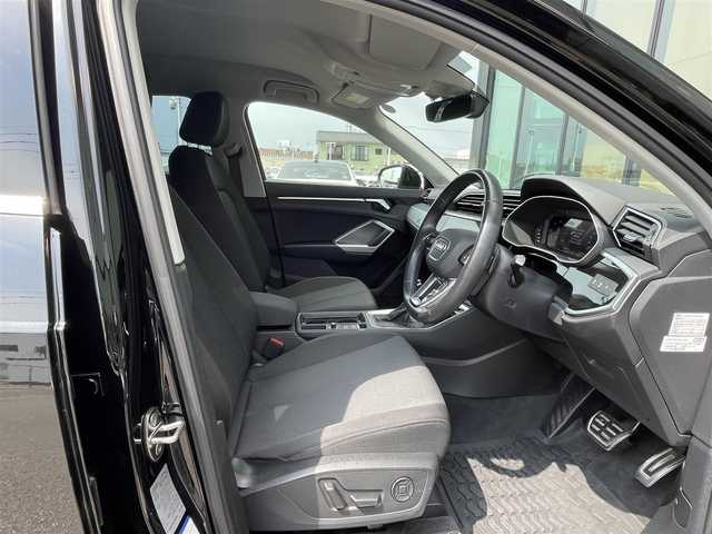 アウディ Ｑ３ 35TDIクワトロ アドバンスド 石川県 2020(令2)年 4.1万km 黒 4WD/衝突軽減ブレーキ/バーチャルコックピット/純正メモリーナビ/フルセグＴＶ/バック/フロント/サイド/全方位カメラ/ブラインドスポットモニター/レーンキープアシスト/クリアランスソナー/サイドアシスト/アダプティブクルーズコントロール/パワーリアゲート/パワーシート/オートライト/LEDヘッドライト/ETC