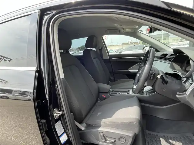 アウディ Ｑ３ 35TDIクワトロ アドバンスド 石川県 2020(令2)年 4.1万km 黒 4WD/衝突軽減ブレーキ/バーチャルコックピット/純正メモリーナビ/フルセグＴＶ/バック/フロント/サイド/全方位カメラ/ブラインドスポットモニター/レーンキープアシスト/クリアランスソナー/サイドアシスト/アダプティブクルーズコントロール/パワーリアゲート/パワーシート/オートライト/LEDヘッドライト/ETC