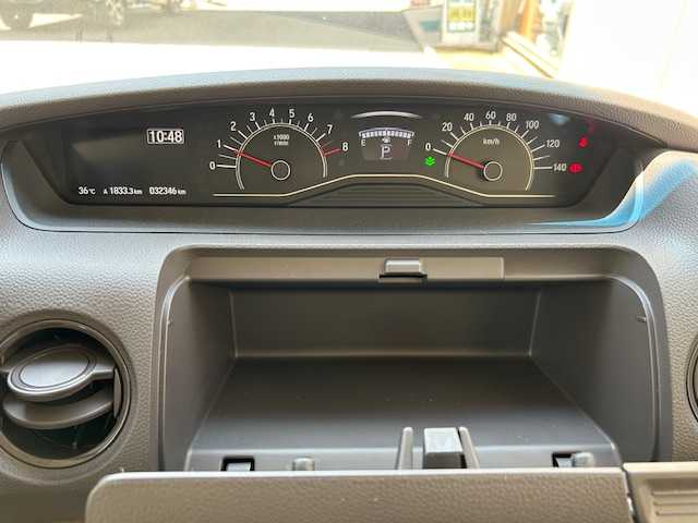 ホンダ Ｎ ＢＯＸ G L ホンダセンシング 東京都 2019(平31)年 3.3万km ルナシルバーM 登録時走行32346km/ホンダセンシング/・衝突軽減ブレーキ/・誤発進抑制機能/・後方誤発進抑制機能/・歩行者事故低減ステアリング/・先行車発進お知らせ機能/・アダプティブクルーズコントロール/・オートハイビーム/・標識認識機能/・車線維持支援システム/・路外逸脱抑制機能/純正メモリーナビ/バックカメラ/左側パワースライドドア/ビルトインETC/ドライブレコーダー/LEDライト/スマートキー/R6年記録簿/保証書・取説