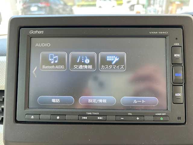 ホンダ Ｎ ＢＯＸ G L ホンダセンシング 東京都 2019(平31)年 3.3万km ルナシルバーM 登録時走行32346km/ホンダセンシング/・衝突軽減ブレーキ/・誤発進抑制機能/・後方誤発進抑制機能/・歩行者事故低減ステアリング/・先行車発進お知らせ機能/・アダプティブクルーズコントロール/・オートハイビーム/・標識認識機能/・車線維持支援システム/・路外逸脱抑制機能/純正メモリーナビ/バックカメラ/左側パワースライドドア/ビルトインETC/ドライブレコーダー/LEDライト/スマートキー/R6年記録簿/保証書・取説