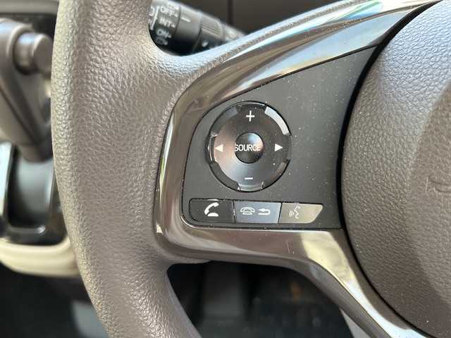 ホンダ Ｎ ＢＯＸ G L ホンダセンシング 東京都 2019(平31)年 3.3万km ルナシルバーM 登録時走行32346km/ホンダセンシング/・衝突軽減ブレーキ/・誤発進抑制機能/・後方誤発進抑制機能/・歩行者事故低減ステアリング/・先行車発進お知らせ機能/・アダプティブクルーズコントロール/・オートハイビーム/・標識認識機能/・車線維持支援システム/・路外逸脱抑制機能/純正メモリーナビ/バックカメラ/左側パワースライドドア/ビルトインETC/ドライブレコーダー/LEDライト/スマートキー/R6年記録簿/保証書・取説
