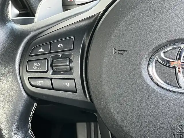 トヨタ スープラ SZ－R 山口県 2019(令1)年 7.9万km プロミネンスレッド 純正ナビ＆フルセグTV/　＆バックカメラ/純正LEDヘッドライト/純正フォグ（前後）/純正18インチアルミ/純正コーナーセンサー/スマートキー/エンジンプッシュスタート/オートライト/パドルシフト/パワーシート＆シートヒーター/ETC