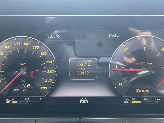 メルセデス・ベンツ Ｅ２２０ｄ 鹿児島県 2018(平30)年 7.4万km 白 純正HDDナビ/Buemesterサウンドシステム/BT/CD/DVD/AM/FM/SD/Applecarplay/androidauto/オートクルーズ/バックカメラ/全方位カメラ/コーナーセンサー/ドライブレコーダー前後/パワーシートD/N/シートヒーター/純正LEDヘッドライト/純正１９インチアルミホイール