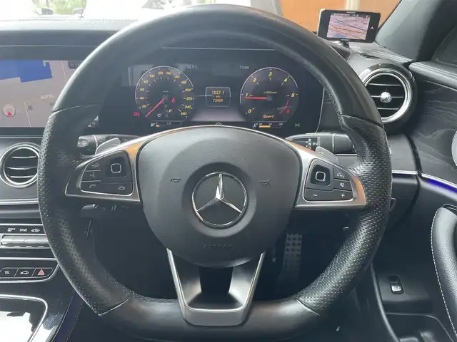 メルセデス・ベンツ Ｅ２２０ｄ 鹿児島県 2018(平30)年 7.4万km 白 純正HDDナビ/Buemesterサウンドシステム/BT/CD/DVD/AM/FM/SD/Applecarplay/androidauto/オートクルーズ/バックカメラ/全方位カメラ/コーナーセンサー/ドライブレコーダー前後/パワーシートD/N/シートヒーター/純正LEDヘッドライト/純正１９インチアルミホイール