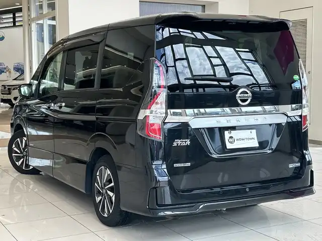 日産 セレナ ハイウェイスター V 埼玉県 2020(令2)年 4.4万km ダイヤモンドブラック エマージェンシーブレーキ /純正10インチメモリナビ/　　CD/DVD/BT/フルセグ /アラウンドビューモニター/両側パワースライドドア /クルーズコントロール /LEDオートライト /純正16インチアルミホイール /ブラインドスポットモニター/ステアリングスイッチ/純正ETC