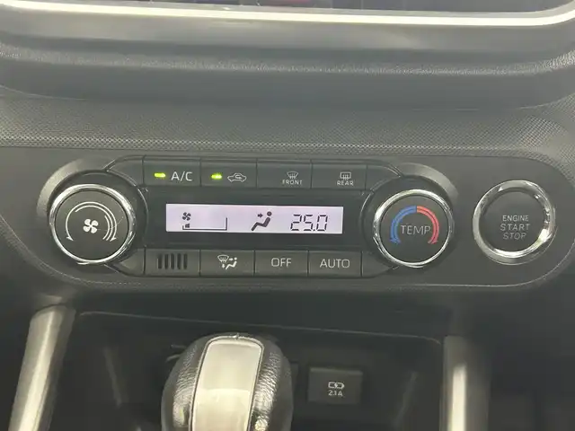 トヨタ ライズ Z 岡山県 2020(令2)年 3.3万km レーザーブルークリスタルシャイン 純正ナビ(NSZT-W68T)/【CD/DVD/BT/フルセグ】/シートヒーター　/レーダークルーズコントロール　/バックカメラ　/ＥＴＣ　/ドライブレコーダー（前）/コーナーセンサー（前後）/オートハイビーム　/オートエアコン　/ＬＥＤヘッドライト/アイドリングストップ/踏み間違い防止装置/ステアリングスイッチ/ドアバイザー