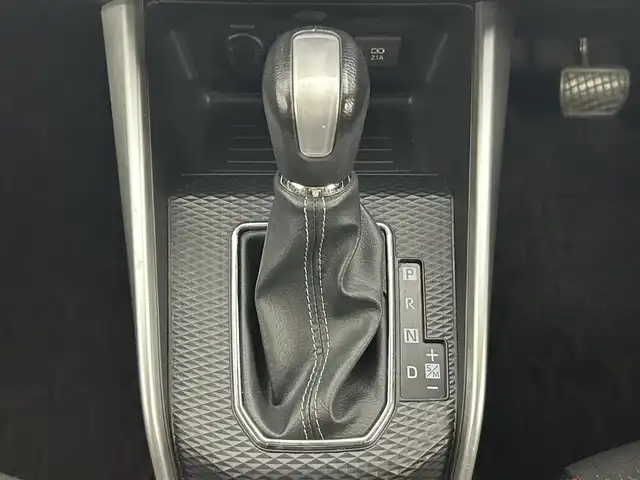 トヨタ ライズ Z 岡山県 2020(令2)年 3.3万km レーザーブルークリスタルシャイン 純正ナビ(NSZT-W68T)/【CD/DVD/BT/フルセグ】/シートヒーター　/レーダークルーズコントロール　/バックカメラ　/ＥＴＣ　/ドライブレコーダー（前）/コーナーセンサー（前後）/オートハイビーム　/オートエアコン　/ＬＥＤヘッドライト/アイドリングストップ/踏み間違い防止装置/ステアリングスイッチ/ドアバイザー
